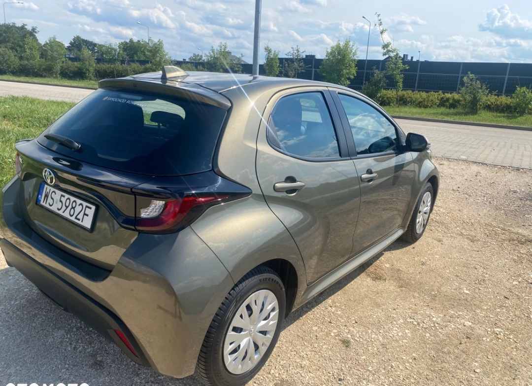 Toyota Yaris cena 70110 przebieg: 18500, rok produkcji 2021 z Kielce małe 407